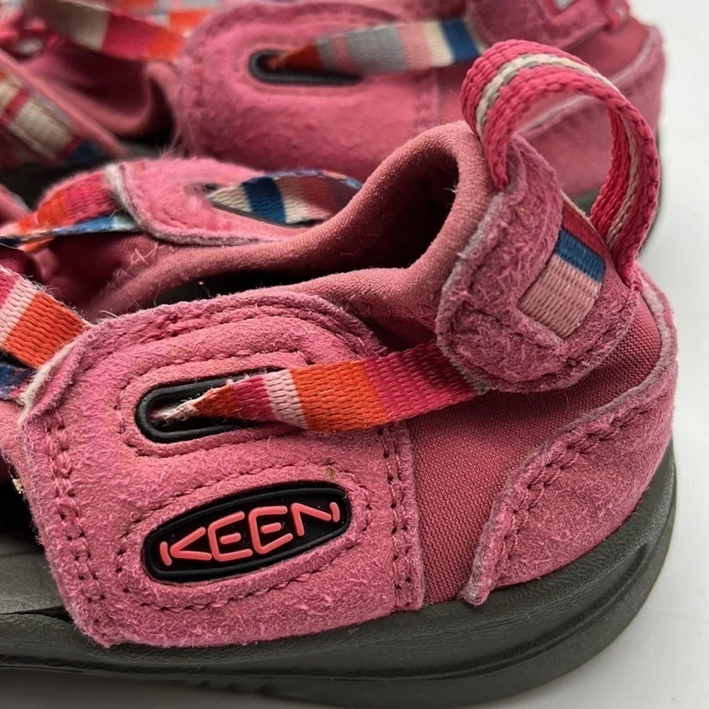 Keen Pink Washable Multi Color Hiking Sandals Sz 4. KET0467C